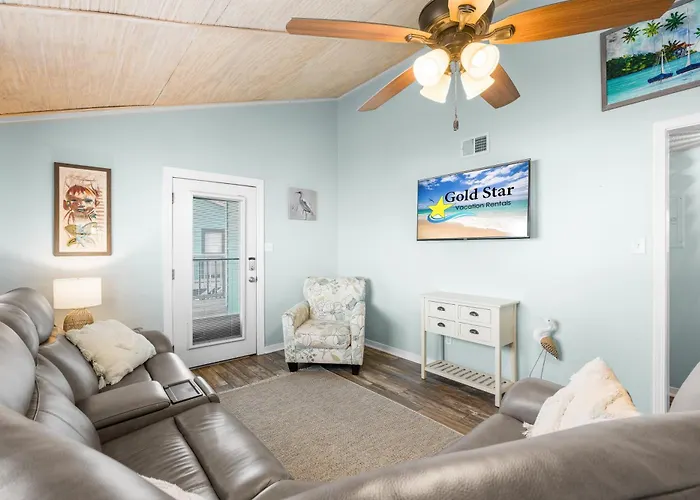 Lani Kai 230 - Gulf Coast Walk To + Pools + Balcony Views! Holiday home Gulf Shores