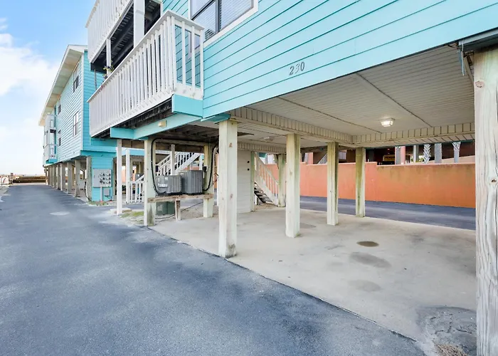 Lani Kai 230 - Gulf Coast Walk To + Pools + Balcony Views! Gulf Shores