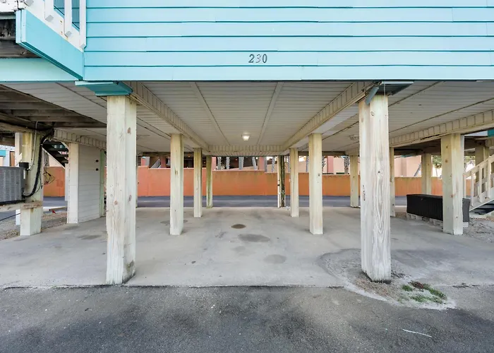 Holiday home Lani Kai 230 - Gulf Coast Walk To + Pools + Balcony Views!